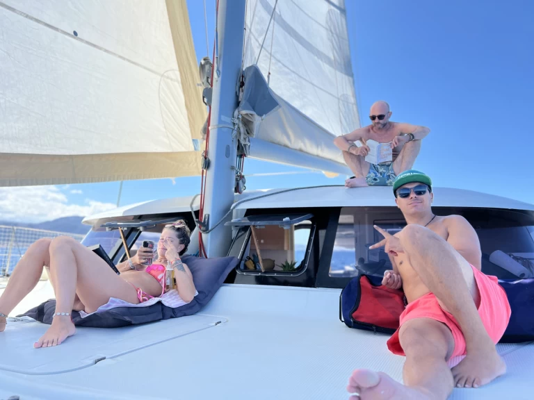 Alquiler de embarcaciones Fountaine Pajot Lipari 41 Ocean enHyères en Samboat