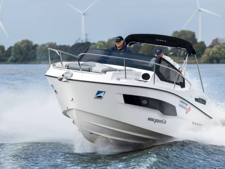 Alquiler Lancha en Krk - Karnic Karnic CS700 Cabin Cruiser