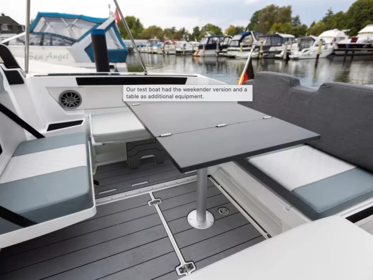 Alquiler Lancha Karnic con o sin  título de navegación