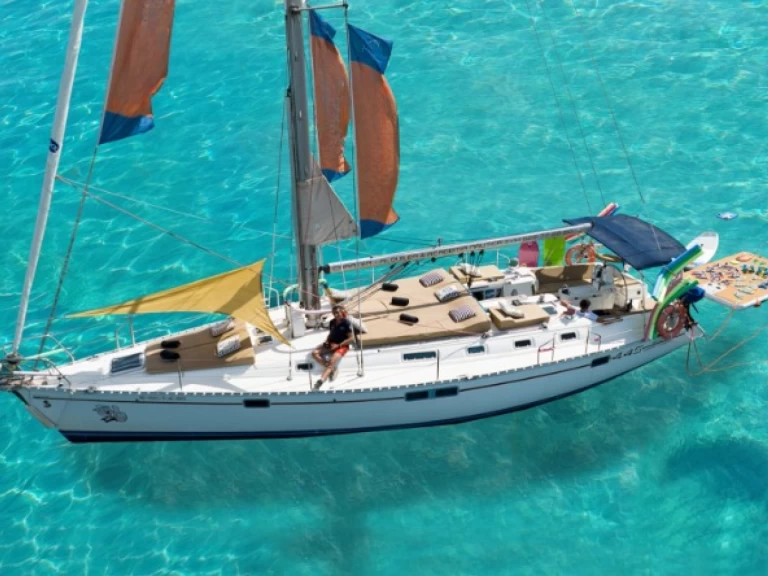 Alquiler de Velero, con o sin patrón Bénéteau Santa Pola