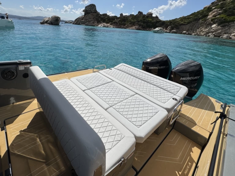 Alquiler de embarcaciones Virtue V10Top enCannigione en Samboat