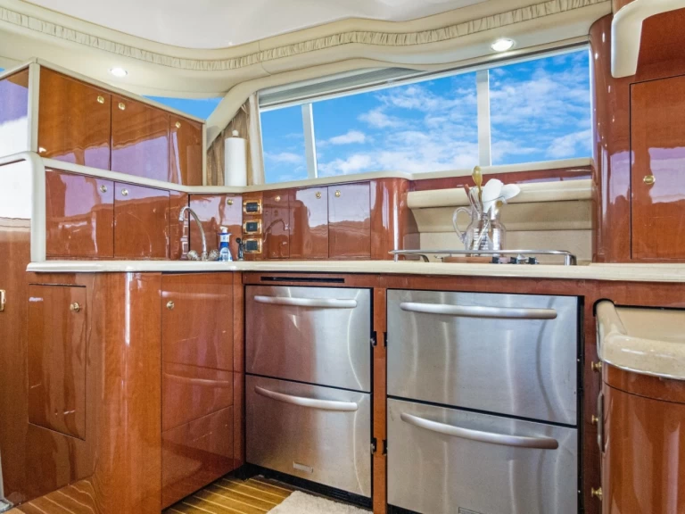 Alquiler de Sea Ray Sea Ray 550 Sedan Bridge en Miami