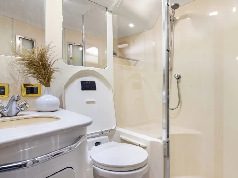 Alquiler de barcos Miami barato de Sea Ray 550 Sedan Bridge