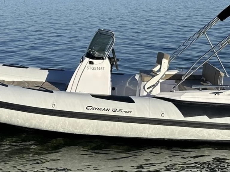 Alquiler Marine de Sant'Ambrogio - Ranieri cayman en SamBoat