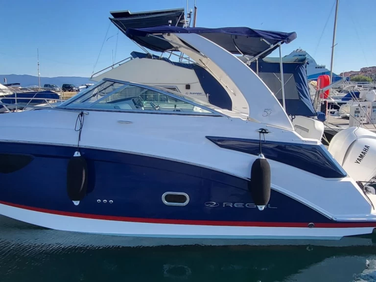 Alquiler Lancha Régal con o sin  título de navegación