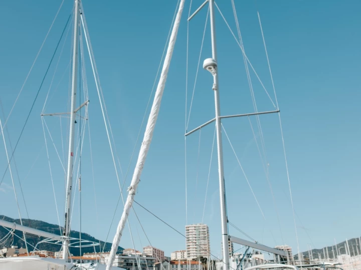 Alquiler de embarcaciones Bénéteau Oceanis 41 enAjaccio en Samboat