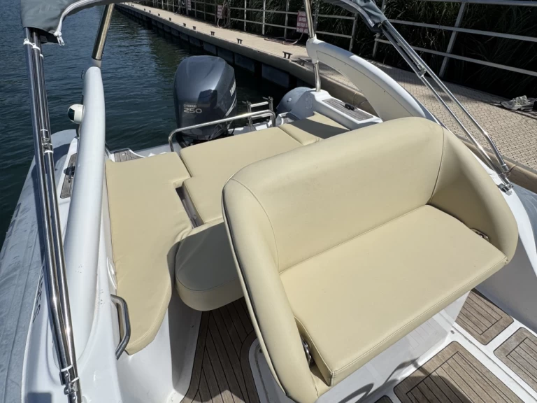 Alquiler Neumática en Mandelieu-la-Napoule - Sacs Sacs S 780