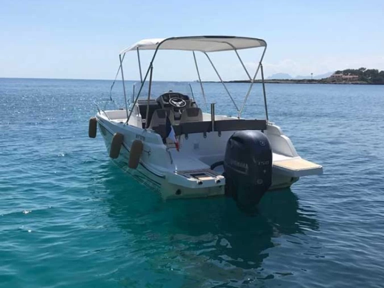 Jeanneau Cap Camarat 6.5 Style de alquiler a Antibes