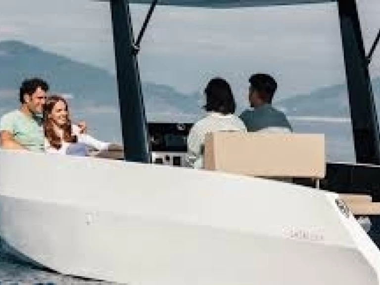 Alquiler Lancha en Antibes - LASAI 20 CR