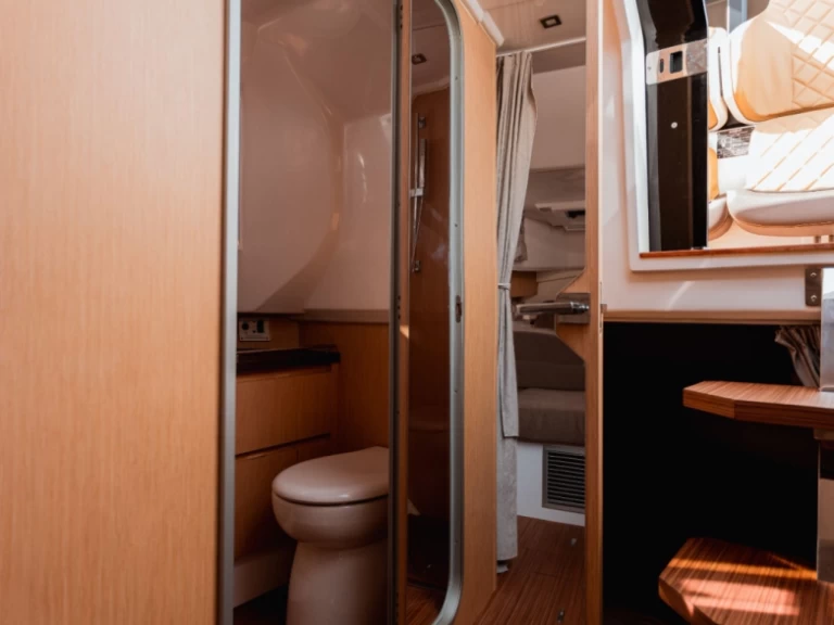 Alquiler de Salpa AVANGARDE 1.1 en Porticcio