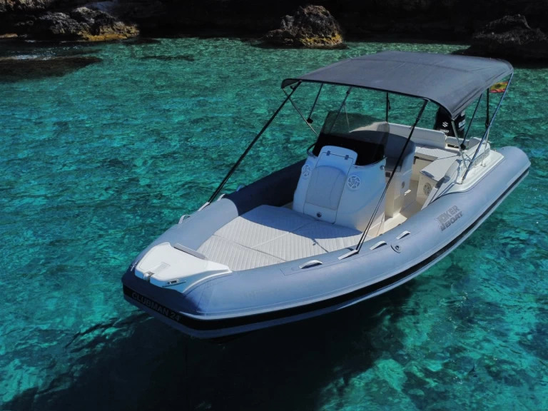 Alquiler de embarcaciones Joker Boat Clubman 24 enSanta Eulària des Riu en Samboat