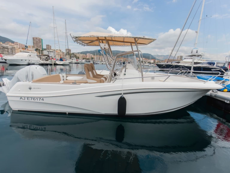 Alquiler de barcos Ajaccio barato de Cap Camarat 7.5 CC