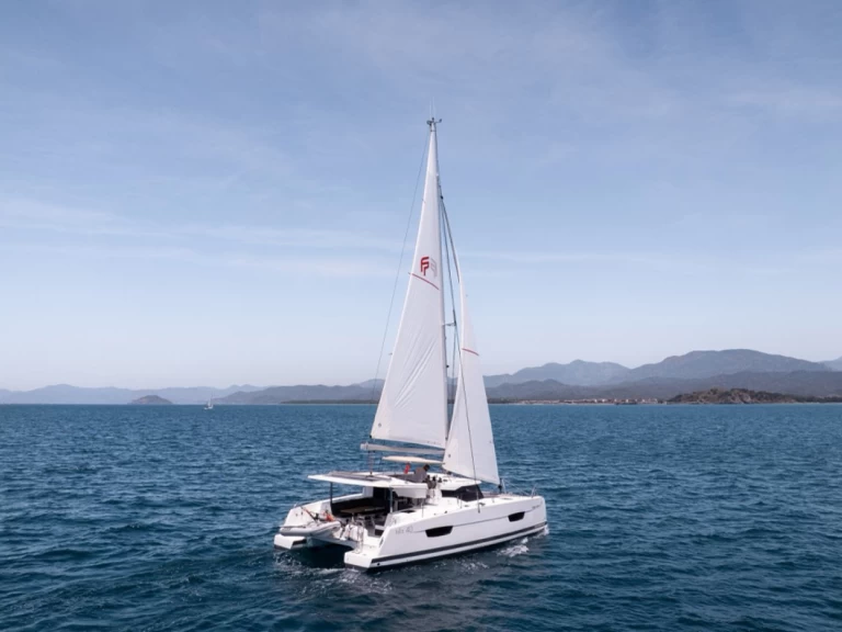 Fountaine Pajot Isla 40 de alquiler a Fethiye