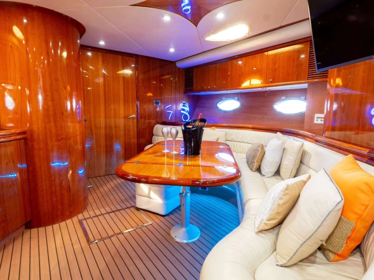 Yate de lujo para alquilar Bimini al mejor precio