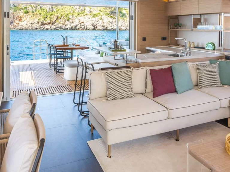 Alquiler Catamarán Lagoon con o sin  título de navegación