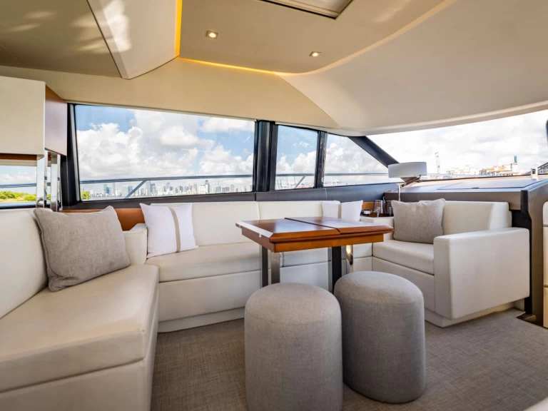 Alquiler Miami - Prestige Yachts Whisky and Waves en SamBoat