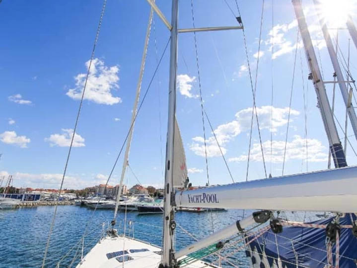 Alquiler de barcos Deme of Volos barato de Cruiser 45