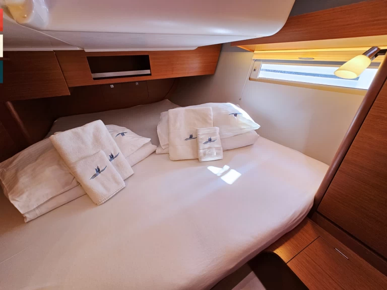 Velero para alquilar Rogoznica al mejor precio