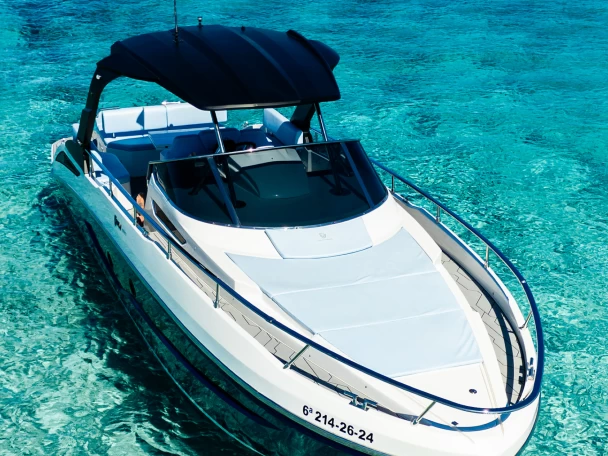 FIM 340 de alquiler a Ibiza Magna