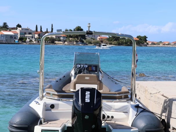 Neumática para alquilar Zadar al mejor precio