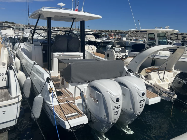 Alquiler Lancha Jeanneau con o sin  título de navegación