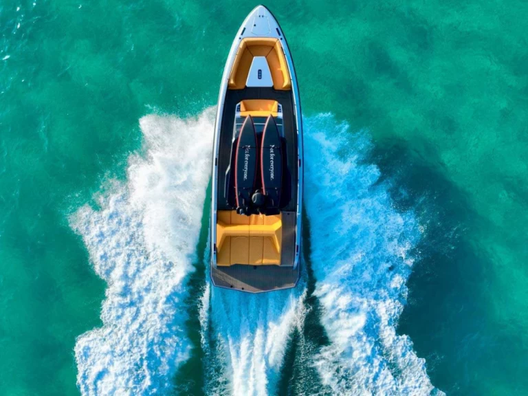 Alquiler Ibiza (Ciudad) - Vanquish VQ 40 en SamBoat