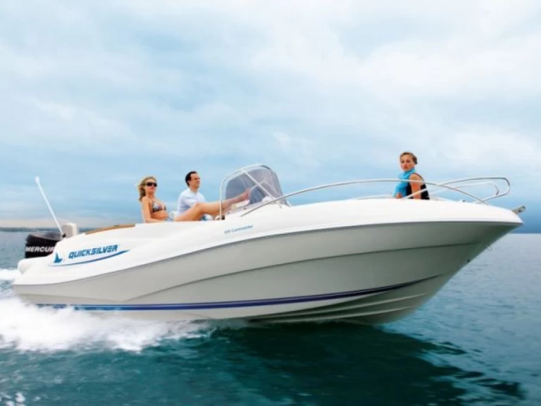 Alquiler de embarcaciones Quicksilver Quicksilver 635 Commander enCarnon-Plage en Samboat