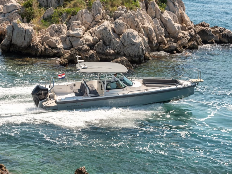 Alquiler de Axopar Axopar 28 T-Top en Trogir