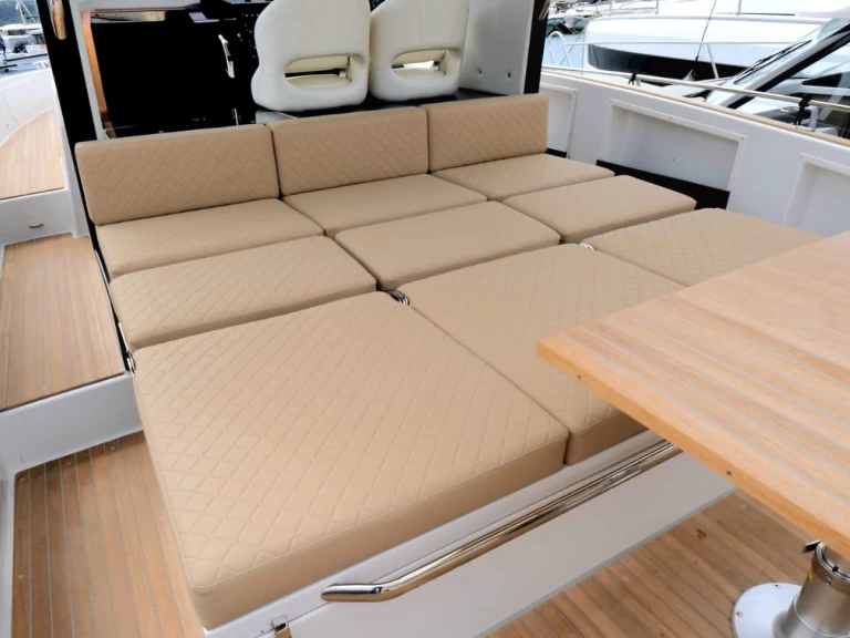 Alquiler de Lancha, con o sin patrón Lucky Wood Zadar