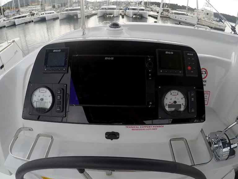 Alquiler de embarcaciones Lagoon Lagoon 42 enŠibenik en Samboat