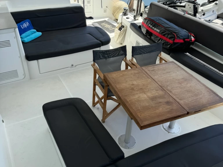 Alquiler de Lagoon Lagoon 46 en Toúrlos