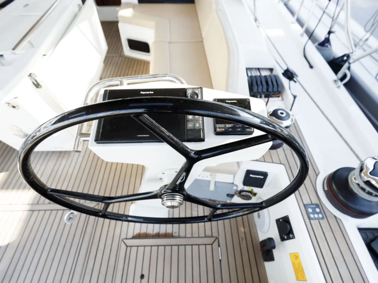 Alquiler de barcos Cos barato de Oceanis 51.1