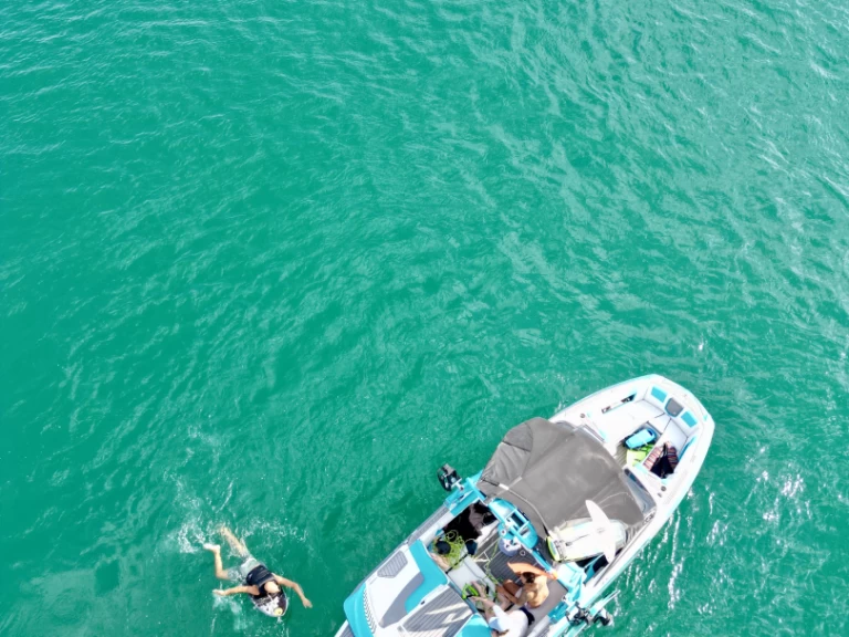 Alquiler de embarcaciones NAUTIQUE BOAT COMPANY SUPER AIR NAUTIQUE G23 enYvoire en Samboat