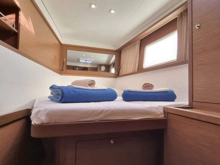 Alquiler de embarcaciones Lagoon Lagoon 450 F enSant Antoni de Portmany en Samboat