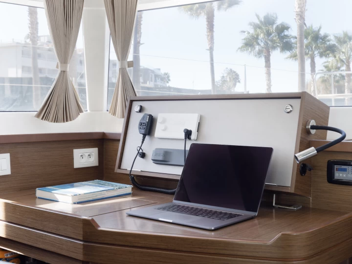 Alquiler de embarcaciones Lagoon Lagoon 450 F enCos en Samboat