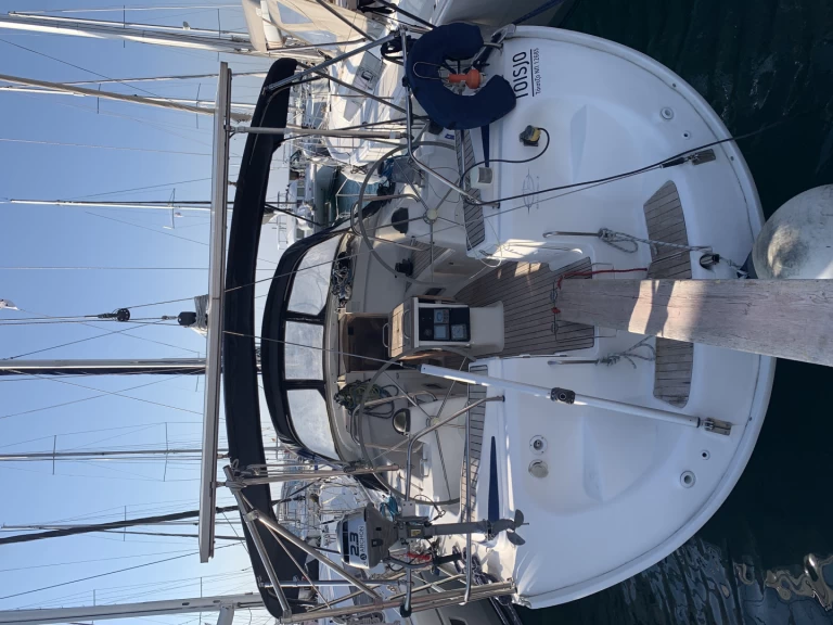 Alquiler de embarcaciones Bavaria Bavaria 42 Cruiser enCos en Samboat