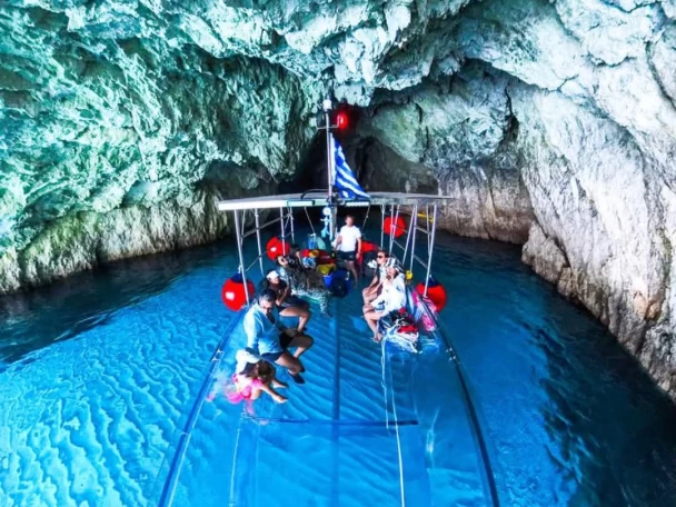 Alquiler Kerí - Custom Made Clear boat en SamBoat