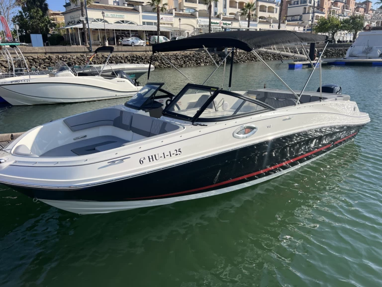 Alquiler de Bayliner VR6 OB en Ayamonte