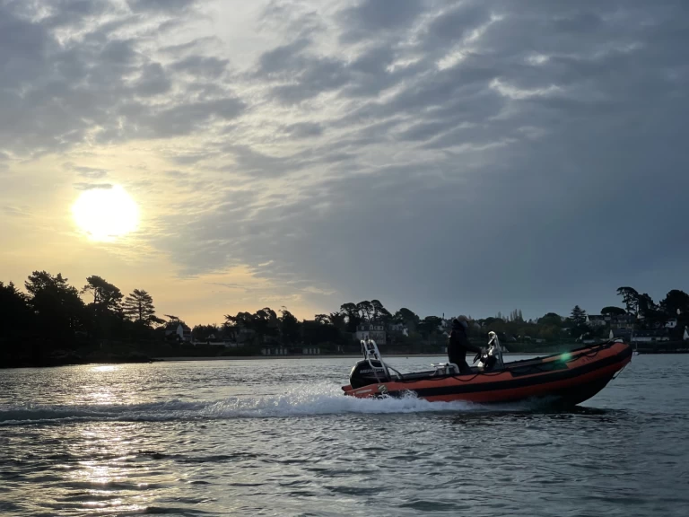 Alquiler Baden - Zodiac Zodiac 600 SRMN en SamBoat