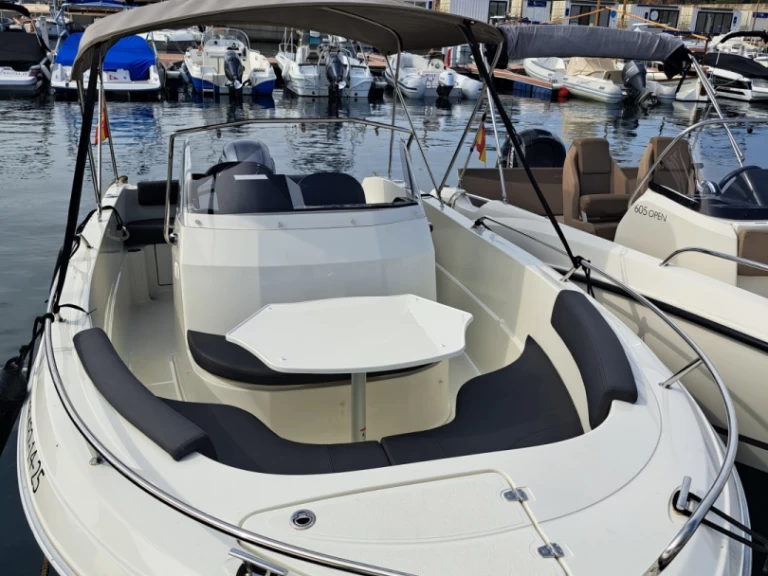 Alquiler de Pacific Craft Pacific Craft 625 Open en Marina de Palamós