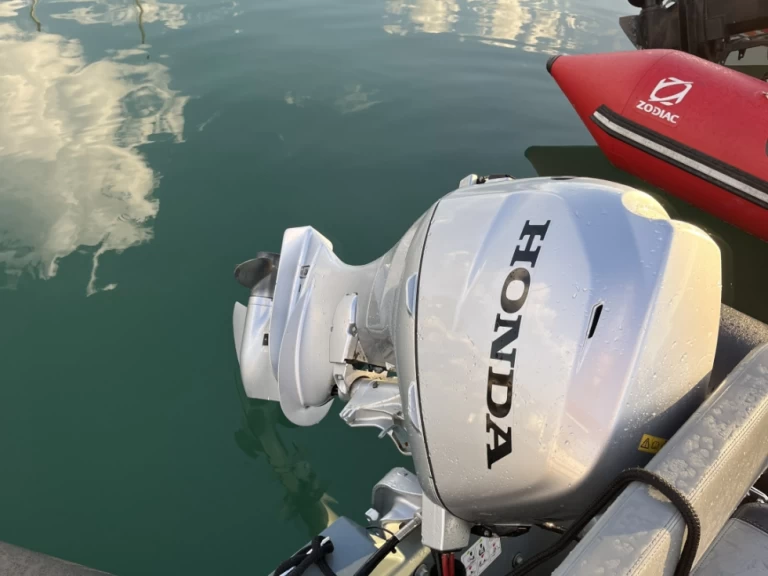 Alquiler de barcos L'Herbaudière barato de Explorer 500