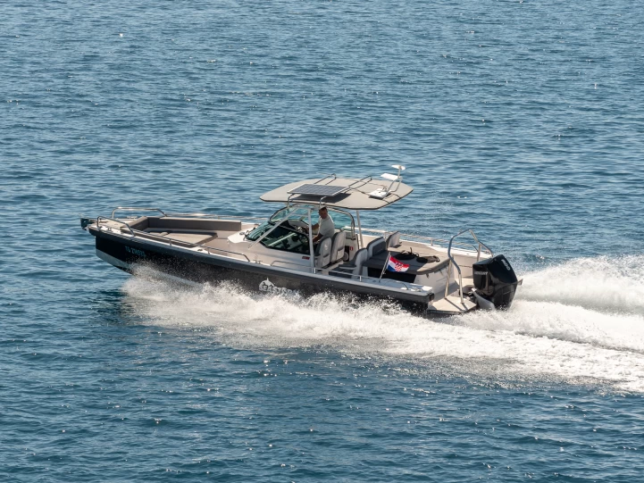 Alquiler Lancha Axopar con o sin  título de navegación