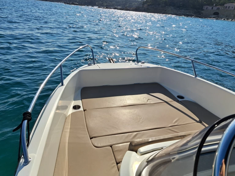 Alquiler de embarcaciones Quicksilver Activ 605 Open Pack Sport enMarina de Palamós en Samboat