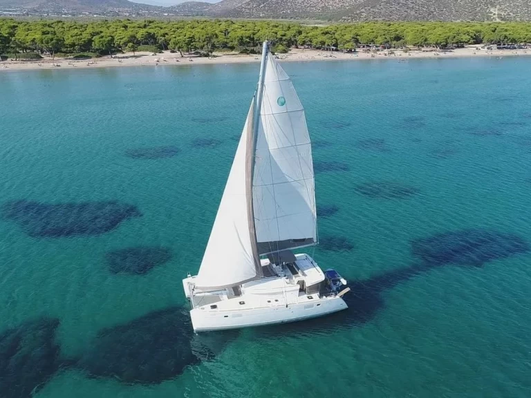 Alquiler Catamarán Lagoon con o sin  título de navegación