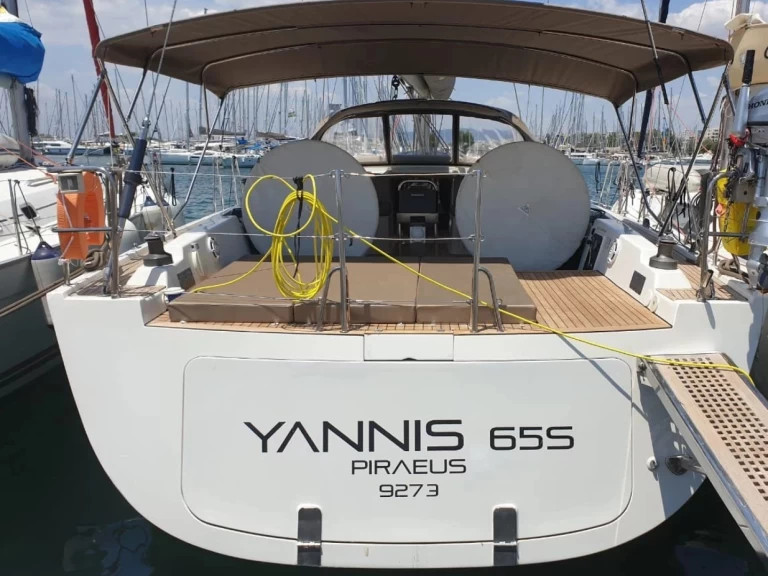 Alquiler de barcos Álimos barato de Hanse 540 E