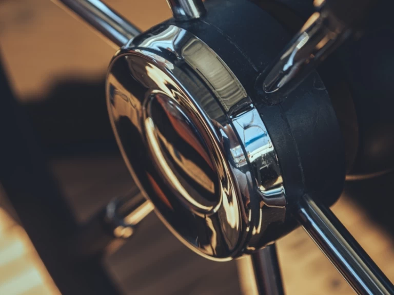 Alquiler Lancha en Puerto Marina Benalmadena - FEMIS AQUA 615 T6