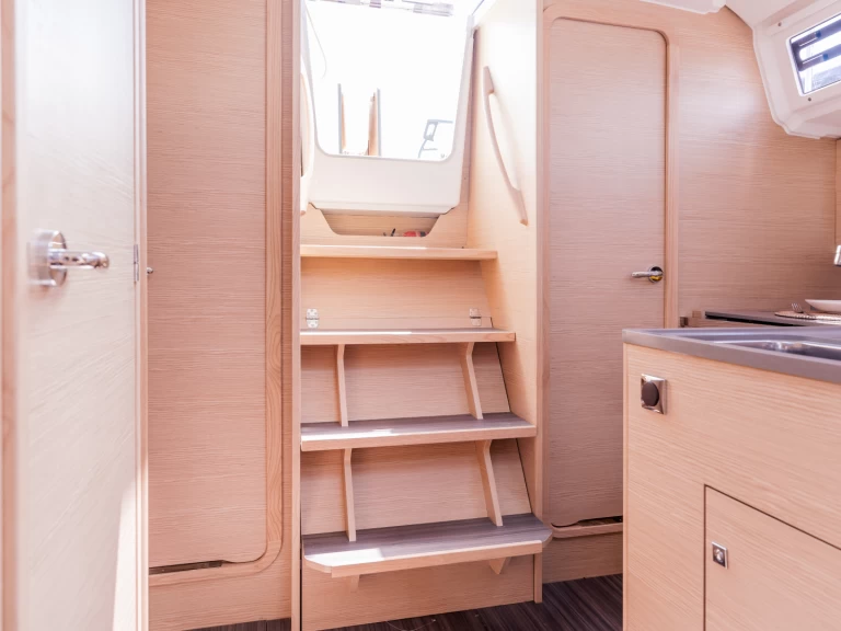 Alquiler de Velero, con o sin patrón Dufour Lefkáda