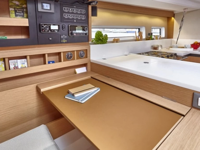 Alquiler de barcos Procida barato de Sun Odyssey 440