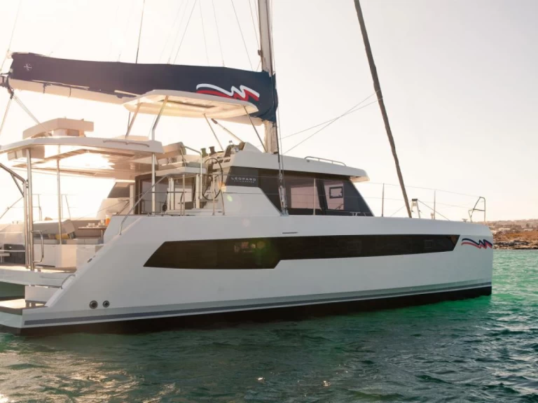 Alquiler de embarcaciones Leopard Leopard 42 enMarsh Harbour en Samboat