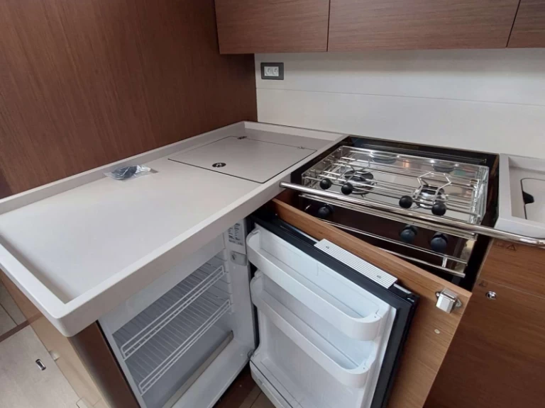 Alquiler Velero Bénéteau con o sin  título de navegación